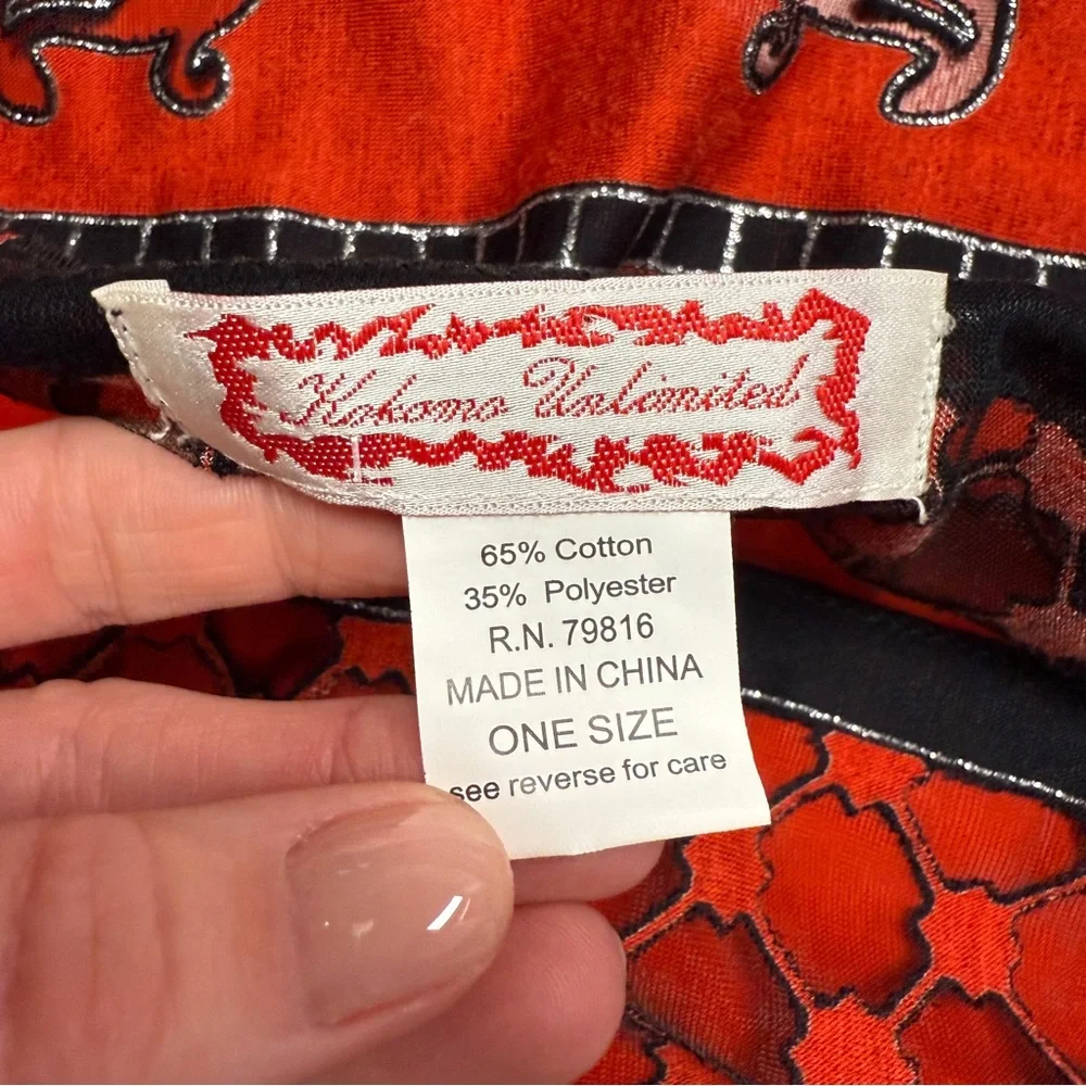 KOKOMO UNLIMITED RED BLACK SHAWL SCARF PONCHOS SHEER AREAS FRINGE ONE SIZE - Picture 4 of 4